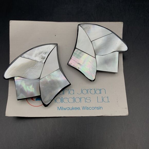 Karla Jordan Pendant Necklace Pierced Earrings Set Mother of Pearl Big Vintage - Picture 8 of 10